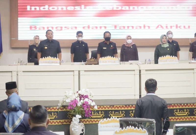 Mingrum Gumay Pimpin Rapat Paripurna DPRD Provinsi Lampung Pembicaraan Tingkat I