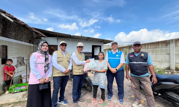 Jelang Ramadan, PLN UID Lampung Salurkan 1.133 Paket Sembako untuk Korban Banjir pada Lima Kecamatan di Bandar Lampung